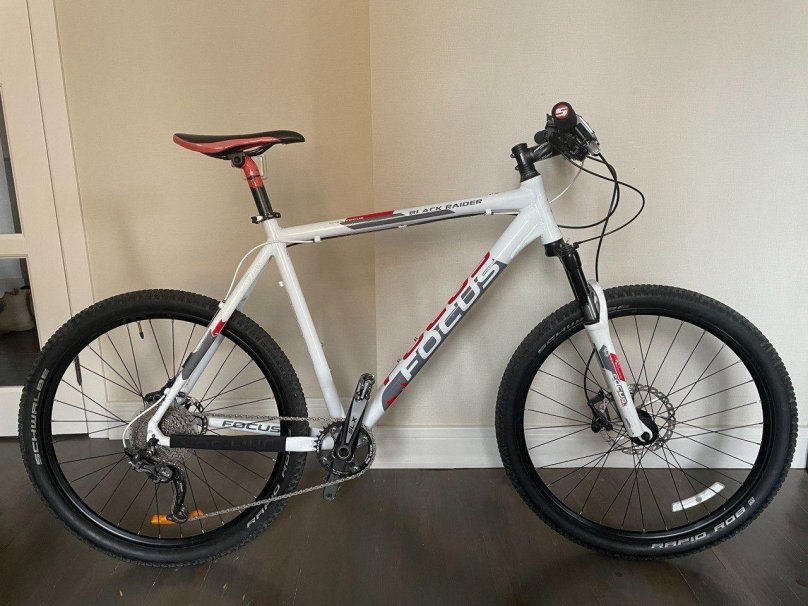 Велосипед Focus черный