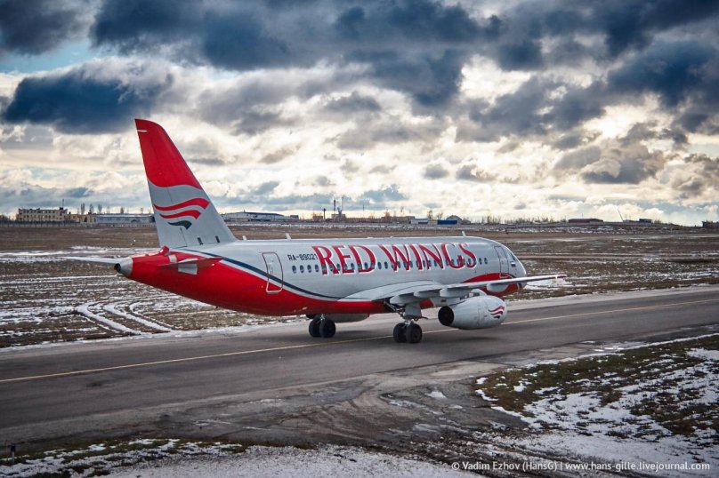 Ред Вингс авиакомпания