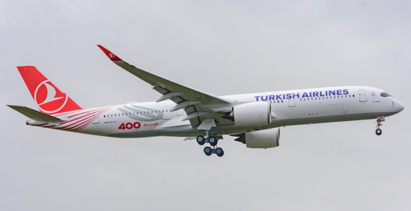 Turkish Airlines (Türkey livery) TC-JNC