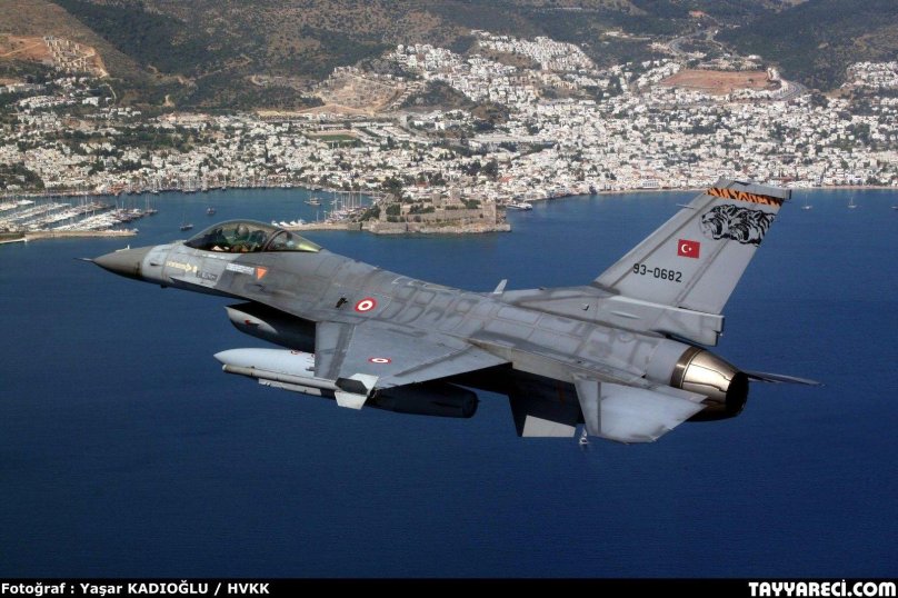 F16 истребитель ВВС Турции