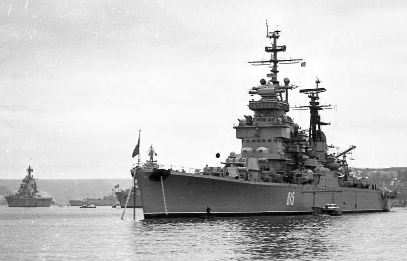 Крейсер Александр Суворов Совгавань