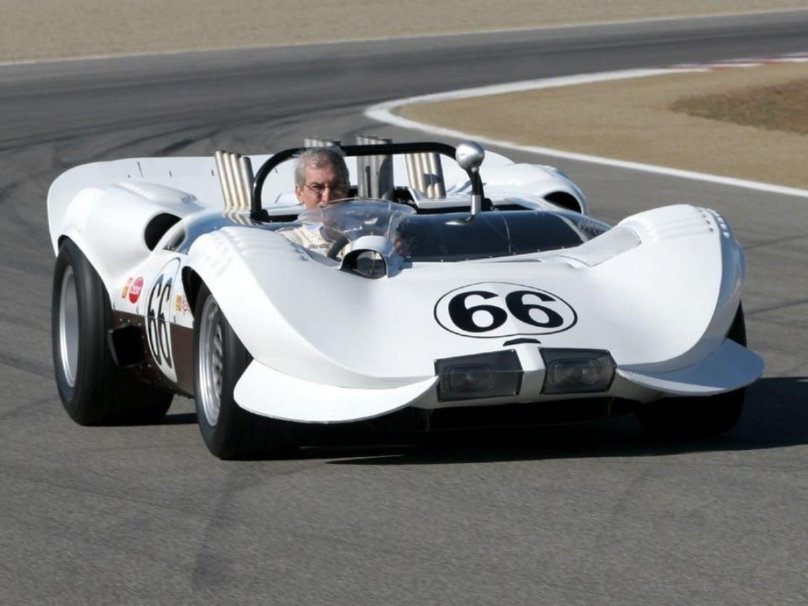 Chaparral 2f