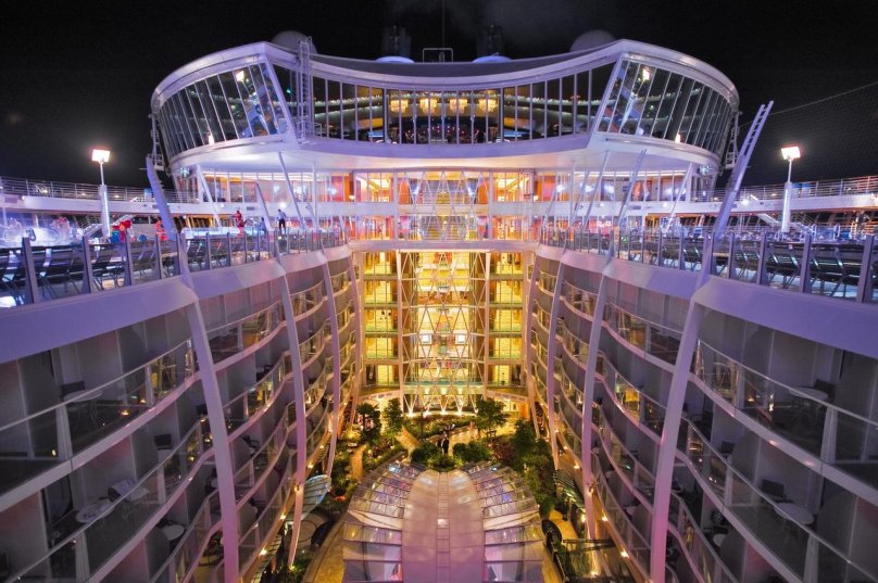 Круизный лайнер Аллюр