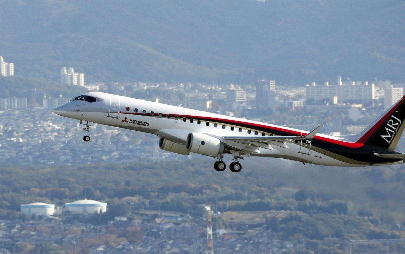 Митсубиси регионал Джет