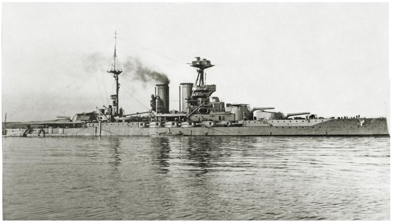 Линкоры с впереди