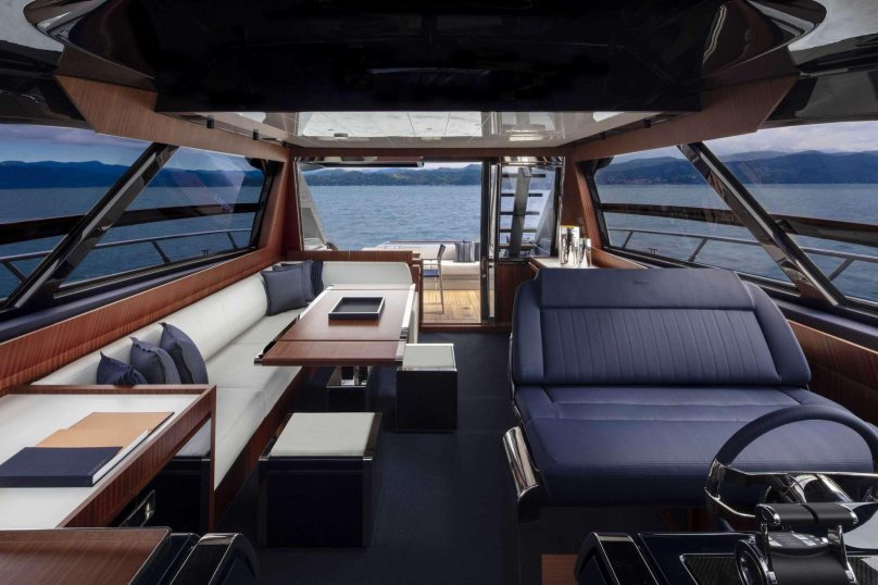 Катер Riva Rivamare