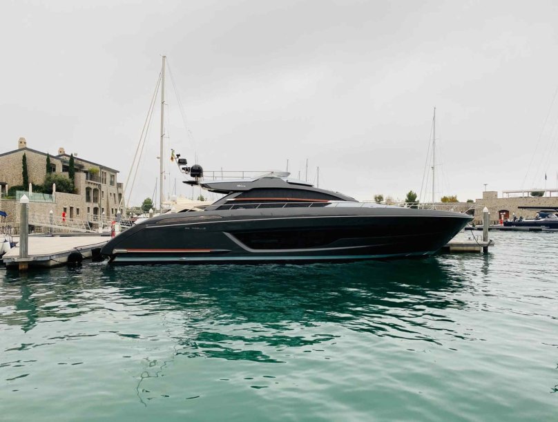 Yacht Riva 88 Domino