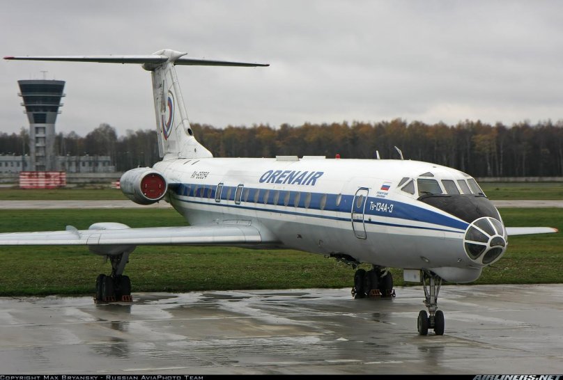 Самолет ту 134