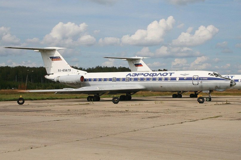 Tupolev tu-134ak