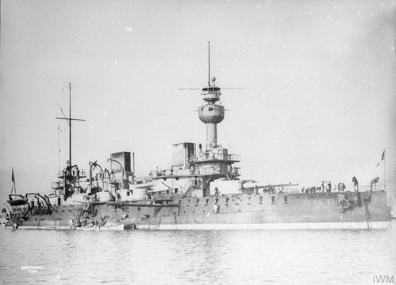 Броненосец Бреннус