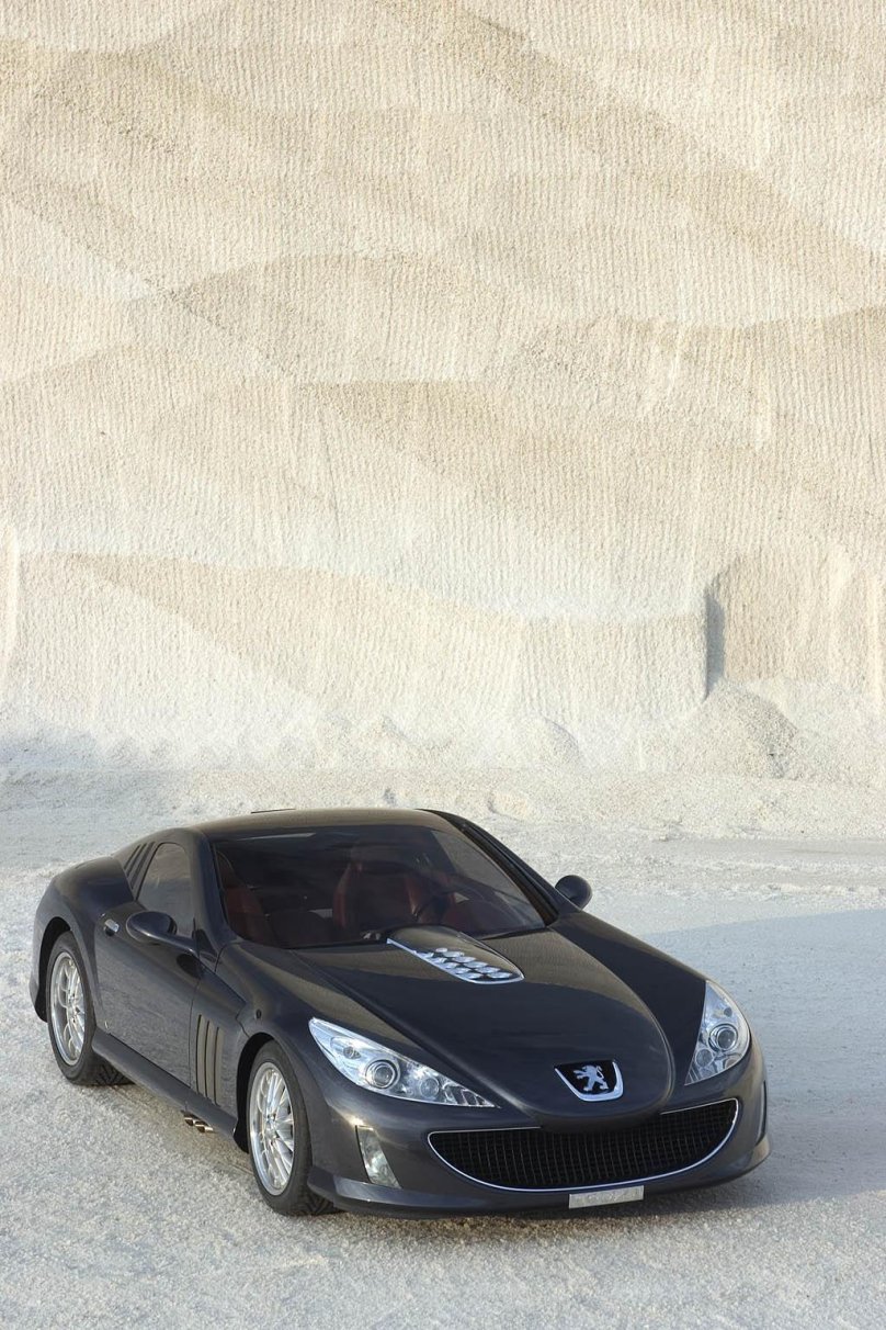 Peugeot спорткар