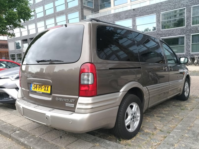 Chevrolet Trans Sport 2002 салон