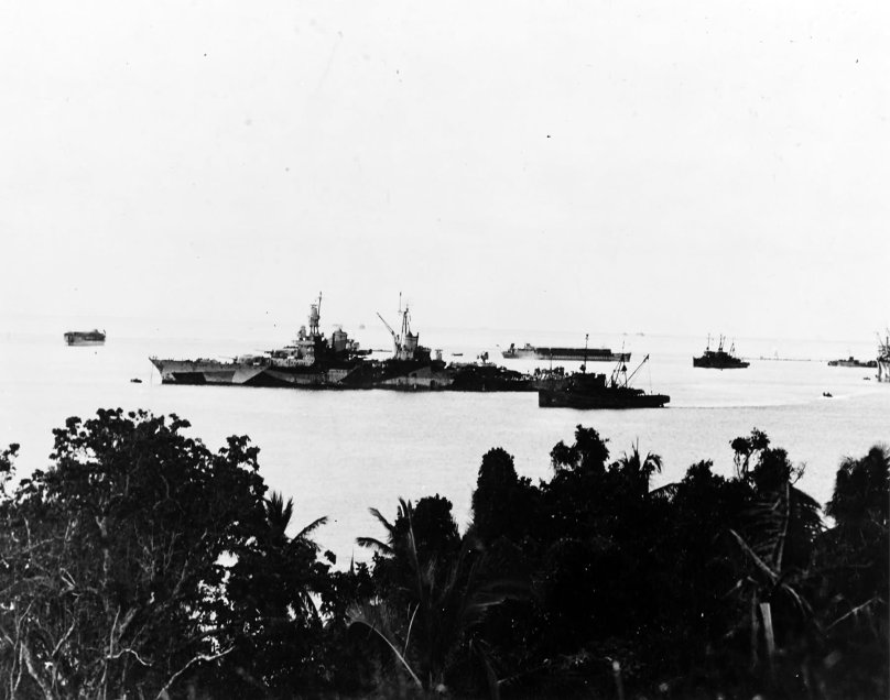 Фото крейсера Индианаполис на 1944 год