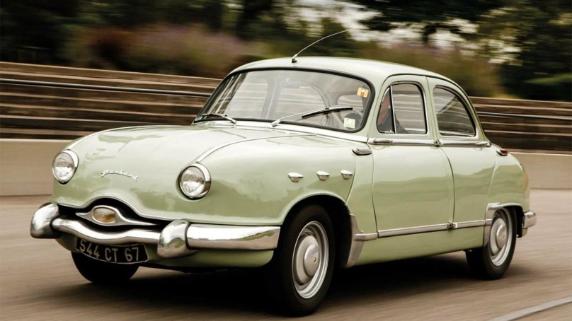 1954 Panhard Dyna.