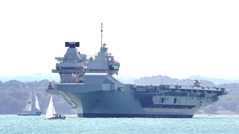 Британский авианосец HMS Prince of Wales