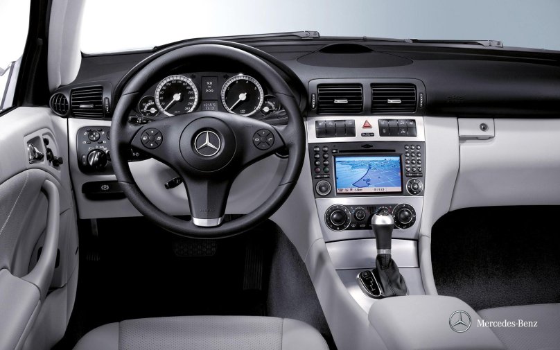 Мерседес CLC 180 Kompressor салон