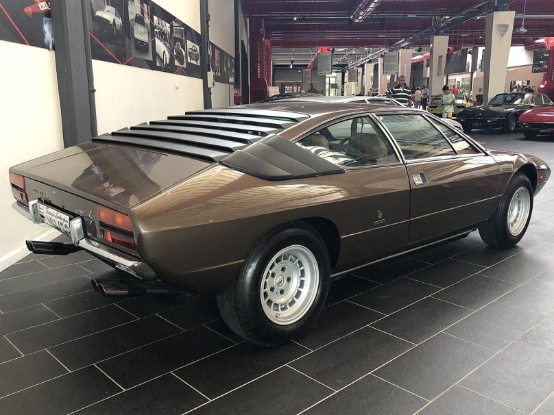 Ламборгини Urraco