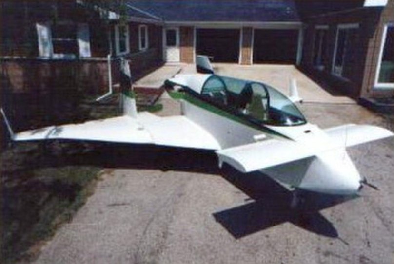 Rutan модель 27