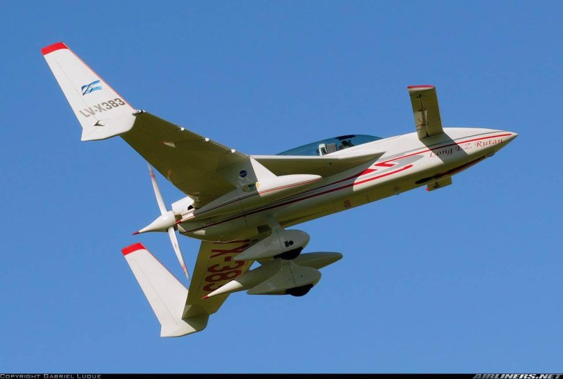 Rutan model 61 long-ez