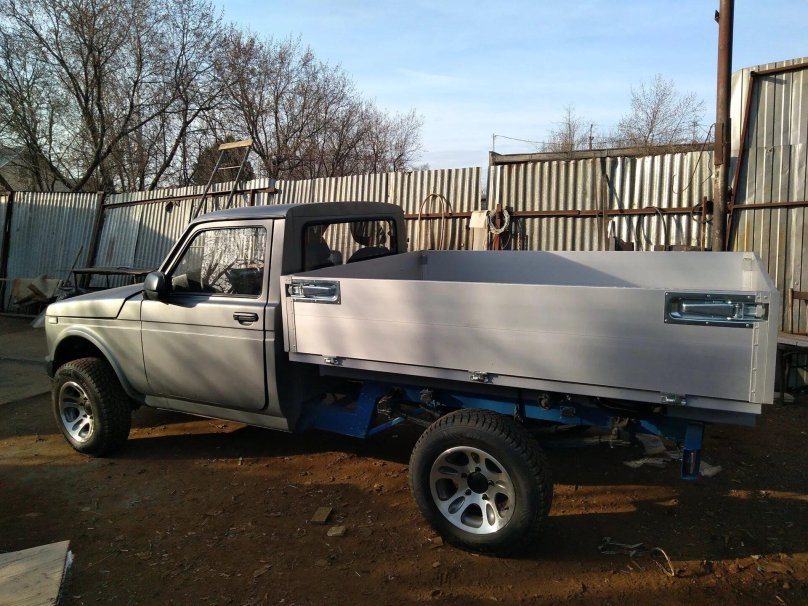 Нива 2302 Бизон