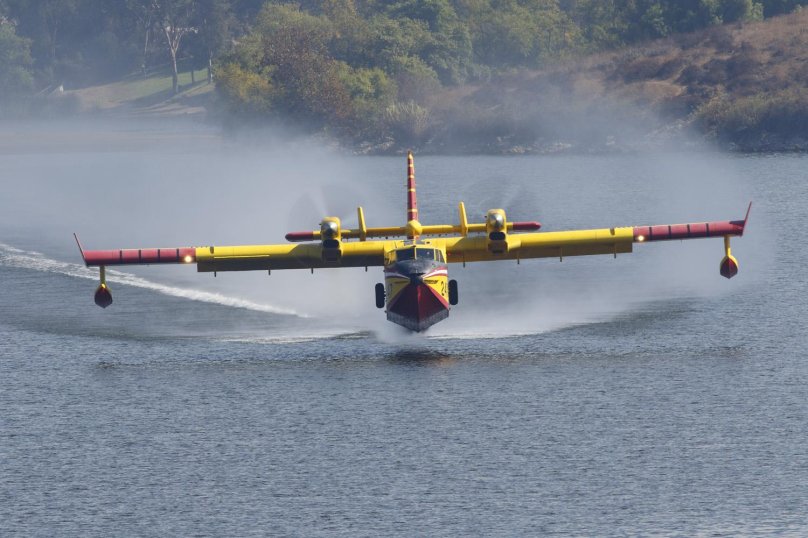 Canadair CL-415 Bombardier 415