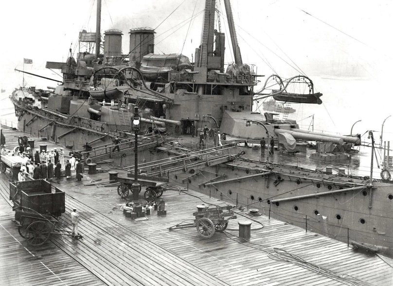 Броненосец HMS "Агамемнон "