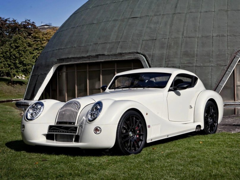 Машина Morgan Aero