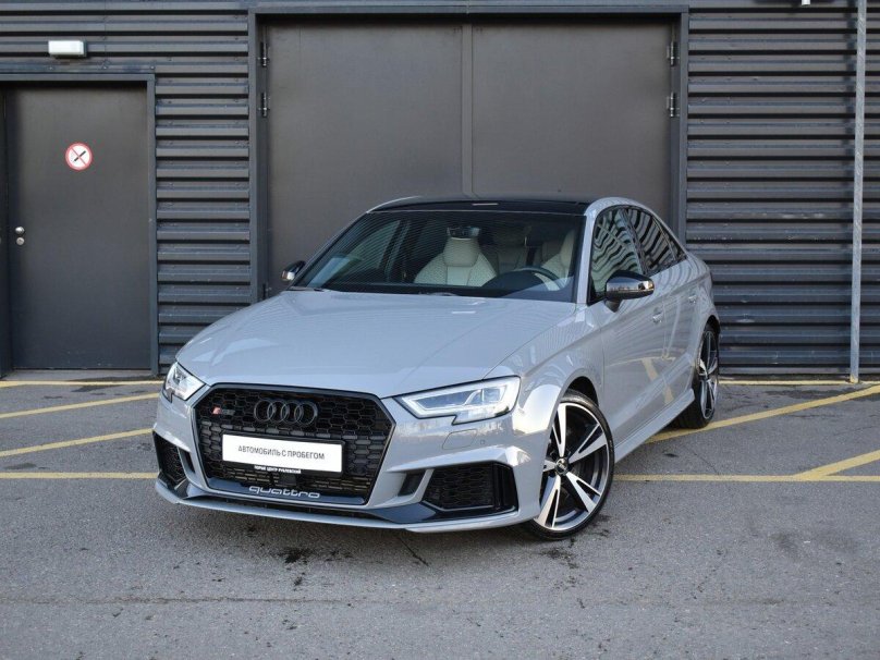 Audi rs3 серый
