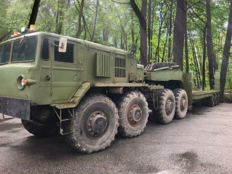 МАЗ военный тягач 543