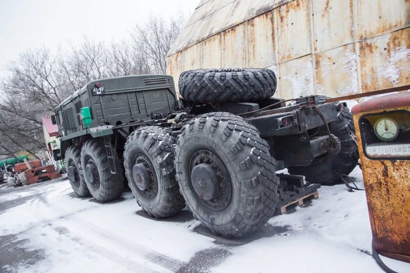 МАЗ-537 седельный тягач-тяжеловоз