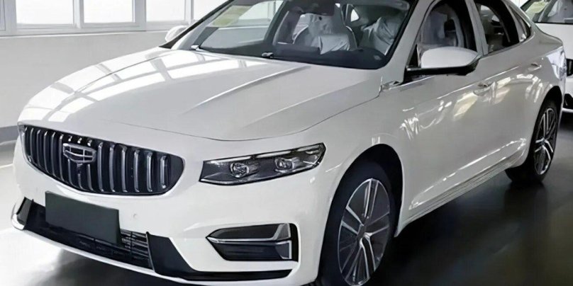 Geely седан 2022