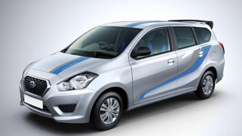 Датсун минивэн