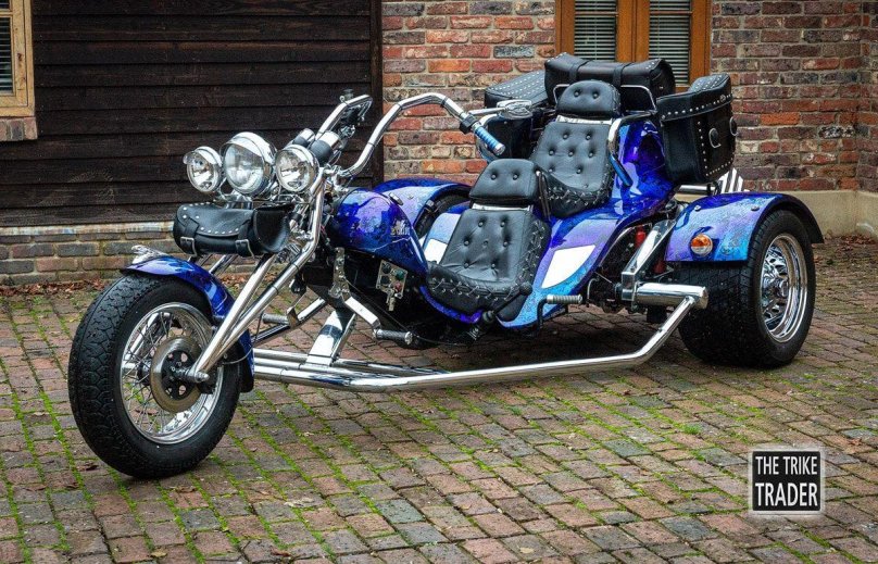 Бум трайк трицикл