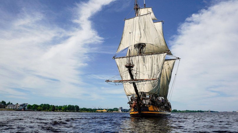 Корабль Штандарт Петра 1