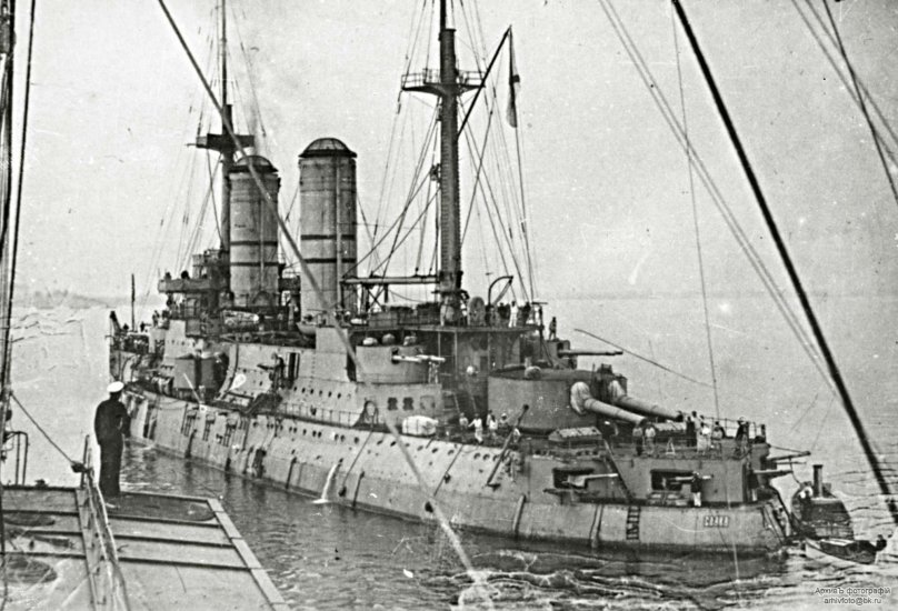 Эскадренный броненосец Евстафий
