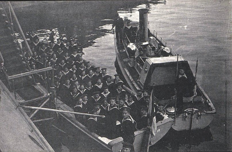 Моторные шлюпки на кораблях второй мировой