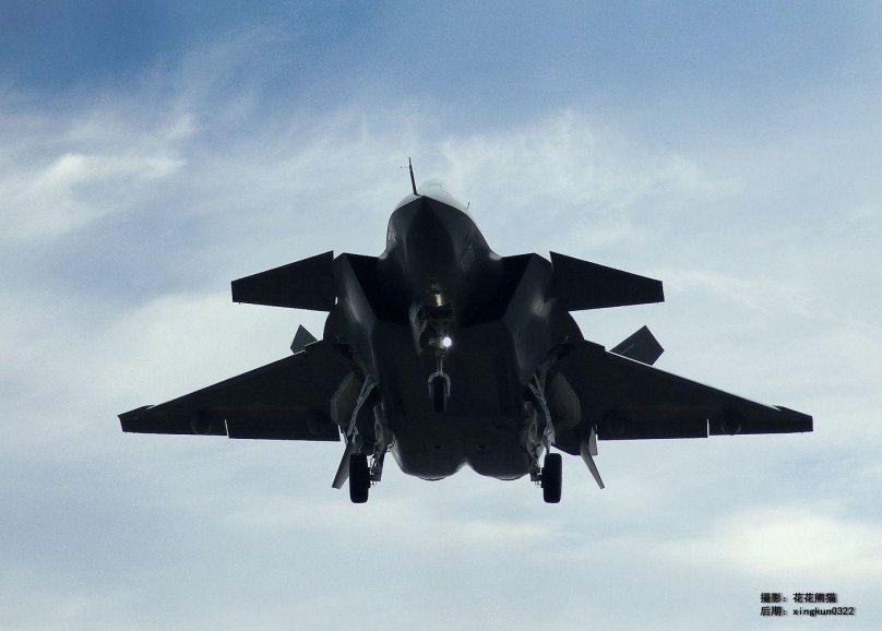 Китайская j-20 («черный Орел»).