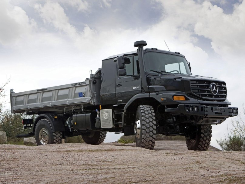 Мерседес Бенц Zetros