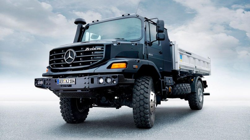 Mercedes Zetros 2021
