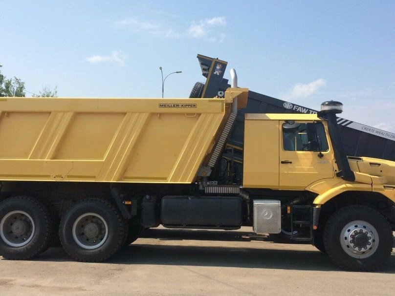Mercedes Benz Zetros 3351 6x6