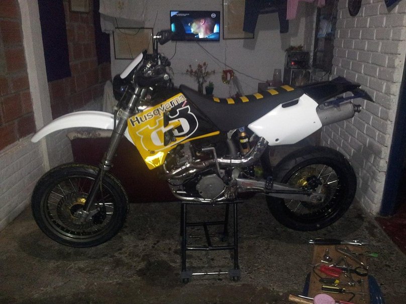 Husqvarna 450 Supermoto