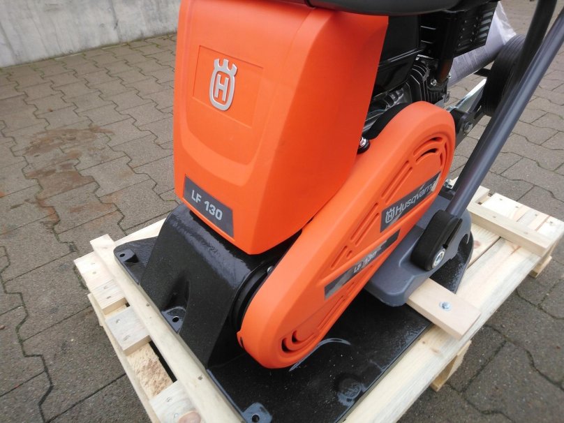 Виброплита прямоходная Husqvarna lf130 d lt