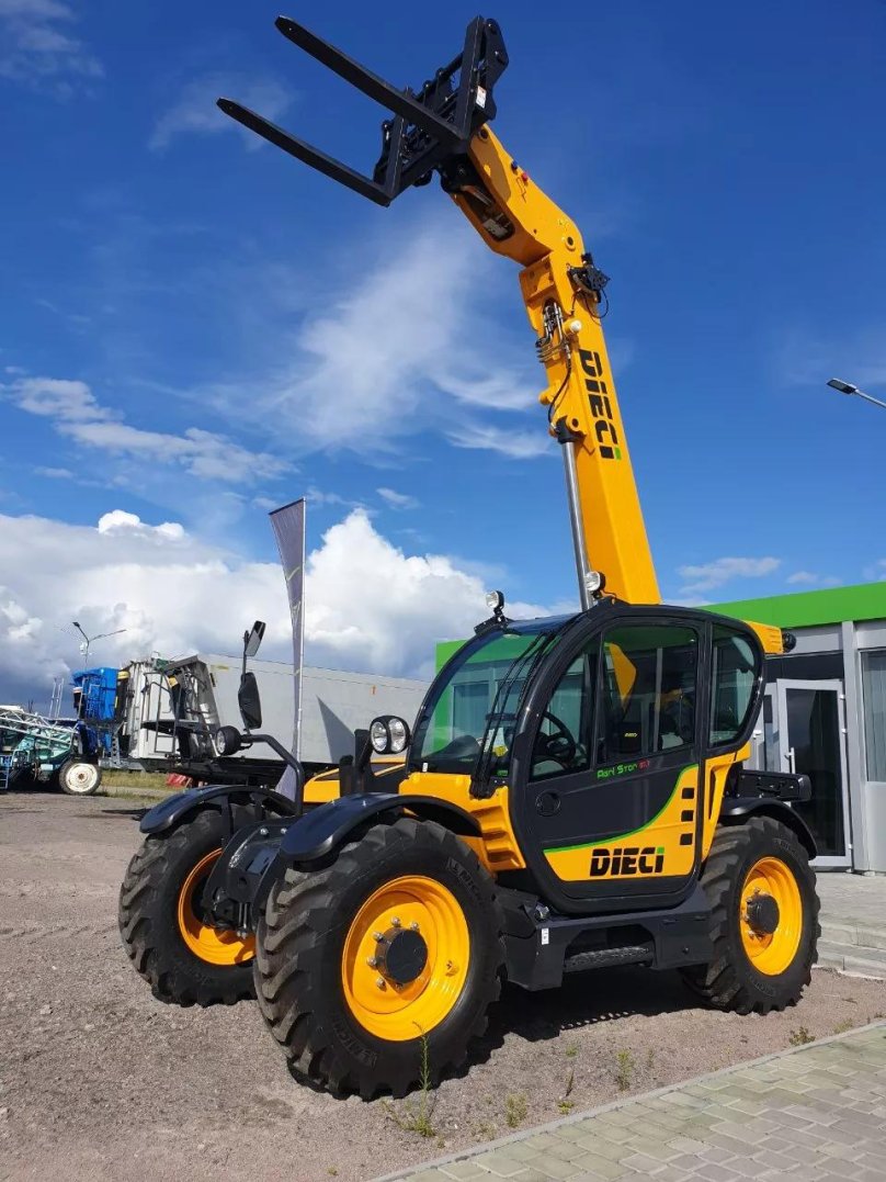 Телескопический погрузчик Диечи 37.7
