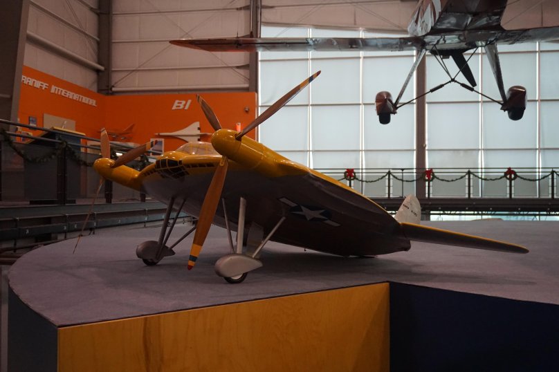 Самолет Pancake