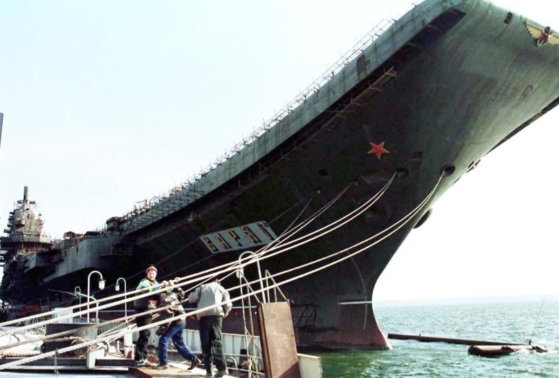 Авианосец Варяг в Николаеве