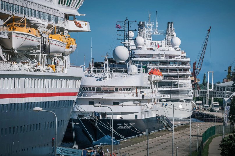 Порт и корабли