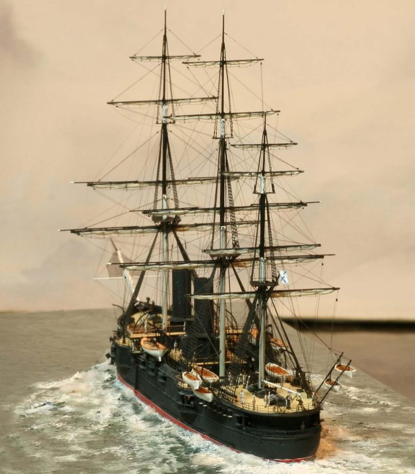 Крейсер Владимир Мономах модель