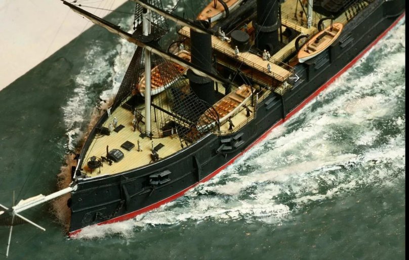 Крейсер Владимир Мономах модель