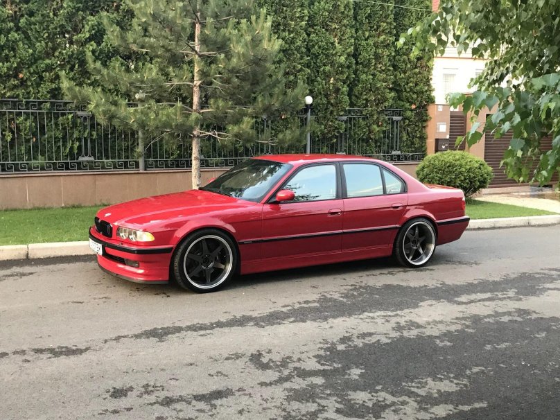 BMW e38 MK Motorsport