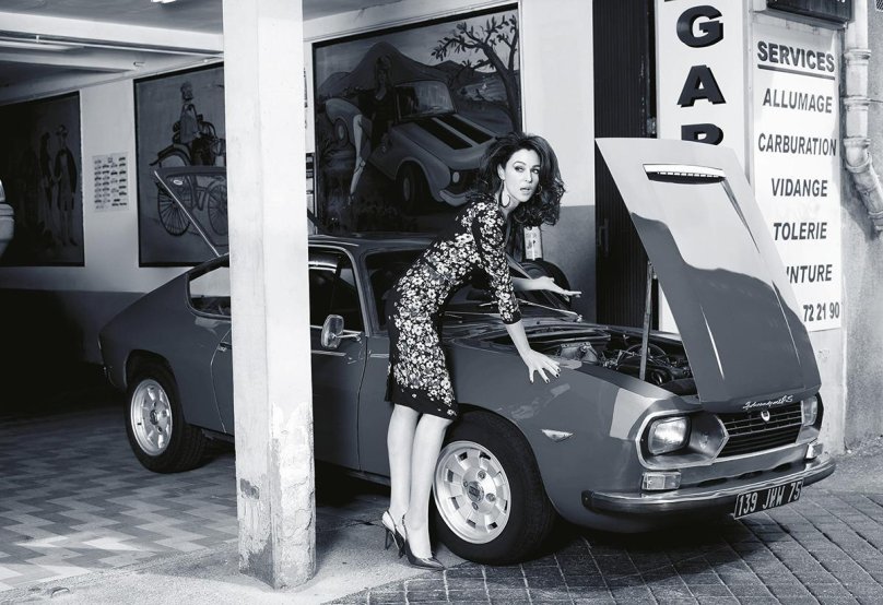 Моника Беллуччи автомобиль